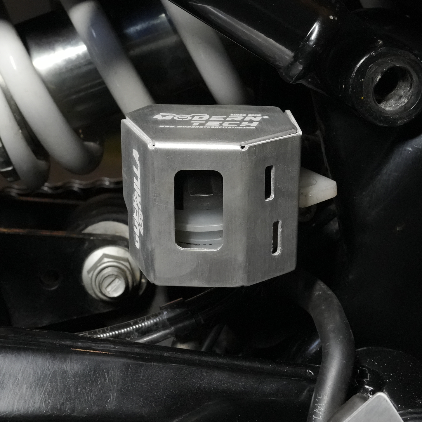 Royal Enfield Guerrilla 450 Rear Brake Fluid Cap Aluminium