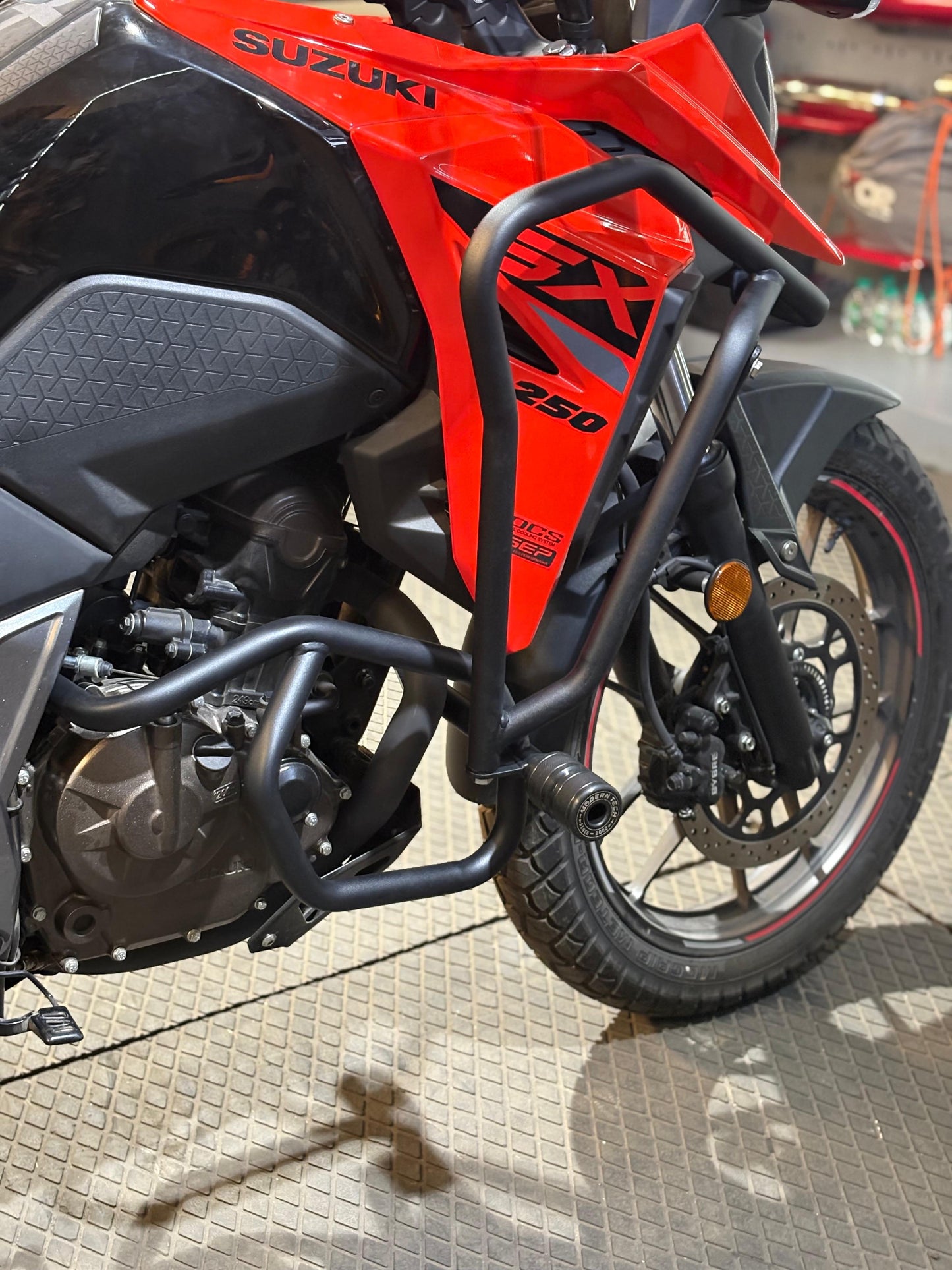 Dynamic Crash Guard  Upper And Lower With  Fog Light Mount / VSTROM