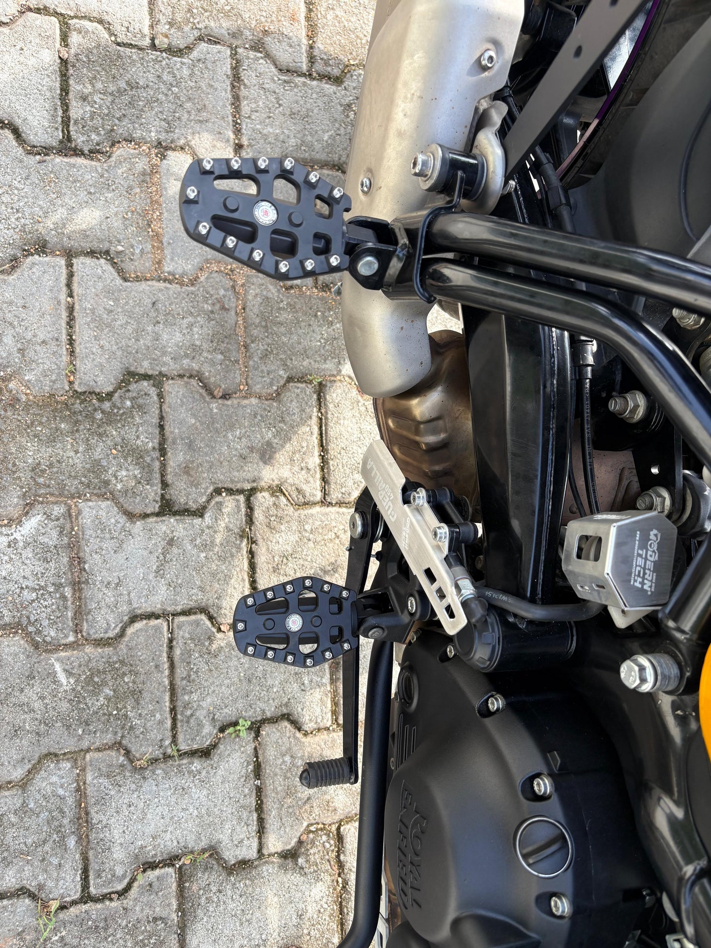 Pillion Adjustable Foot Peg for Royal Enfield Guerrilla 450